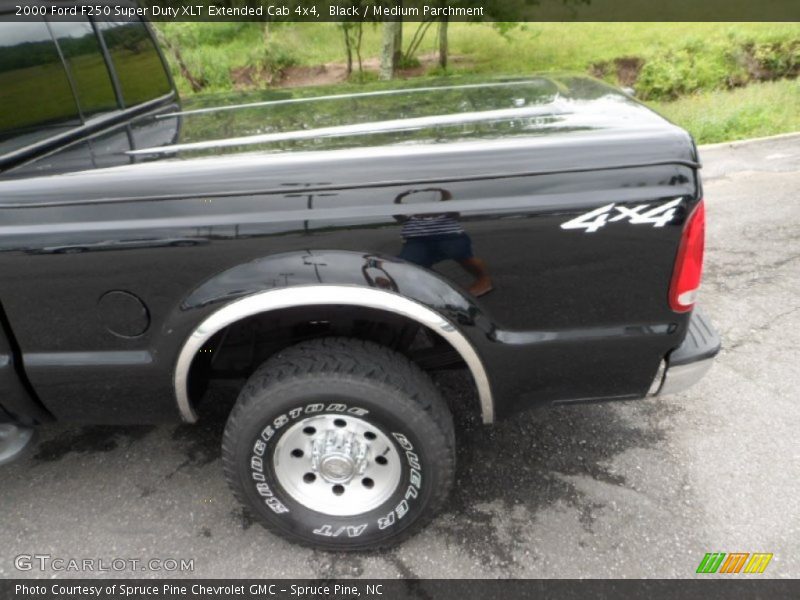 Black / Medium Parchment 2000 Ford F250 Super Duty XLT Extended Cab 4x4