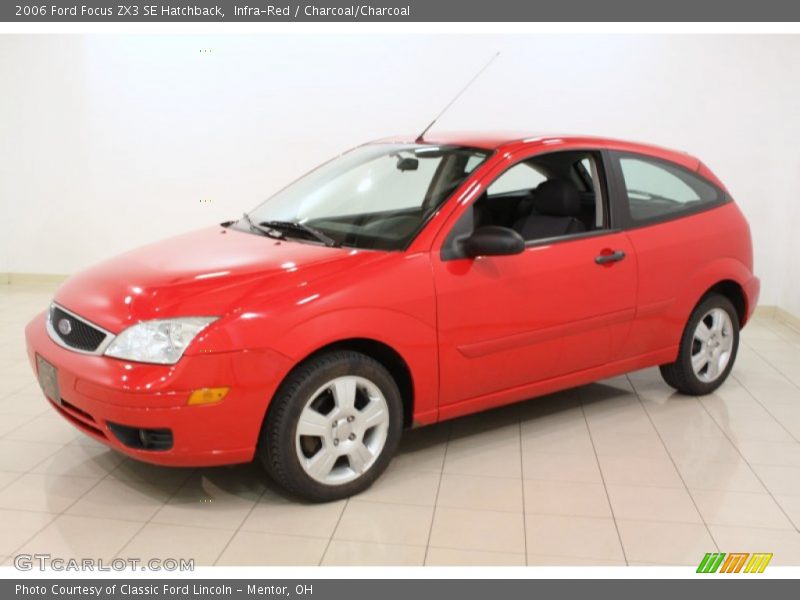 Infra-Red / Charcoal/Charcoal 2006 Ford Focus ZX3 SE Hatchback
