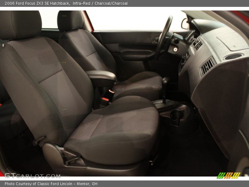 Infra-Red / Charcoal/Charcoal 2006 Ford Focus ZX3 SE Hatchback