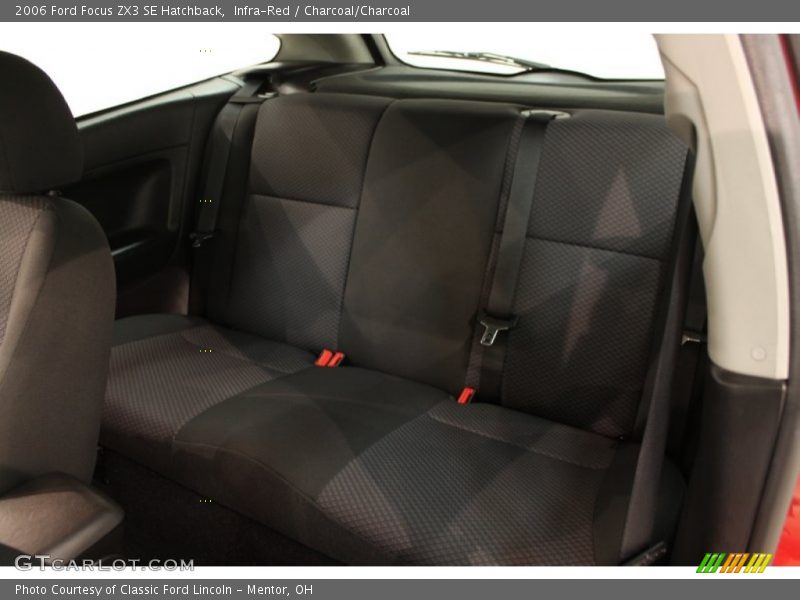 Infra-Red / Charcoal/Charcoal 2006 Ford Focus ZX3 SE Hatchback