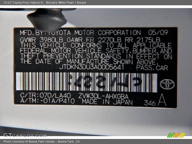 Blizzard White Pearl / Bisque 2010 Toyota Prius Hybrid IV