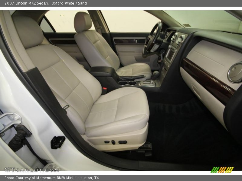 Oxford White / Sand 2007 Lincoln MKZ Sedan