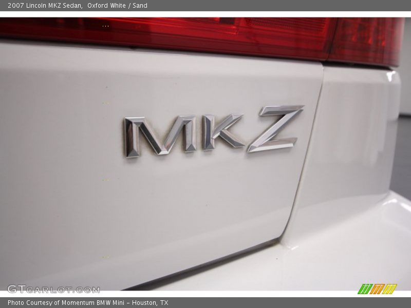 Oxford White / Sand 2007 Lincoln MKZ Sedan