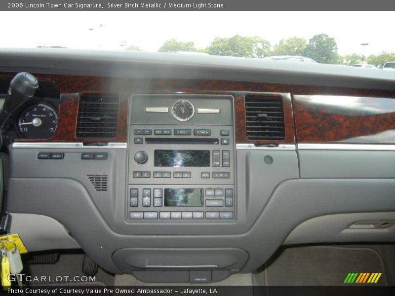 Silver Birch Metallic / Medium Light Stone 2006 Lincoln Town Car Signature