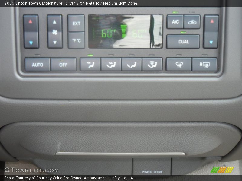 Silver Birch Metallic / Medium Light Stone 2006 Lincoln Town Car Signature