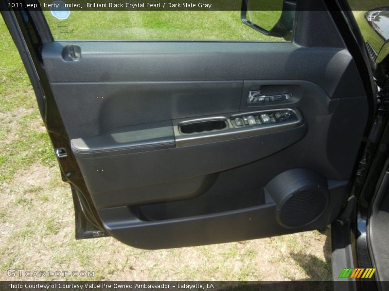 Brilliant Black Crystal Pearl / Dark Slate Gray 2011 Jeep Liberty Limited