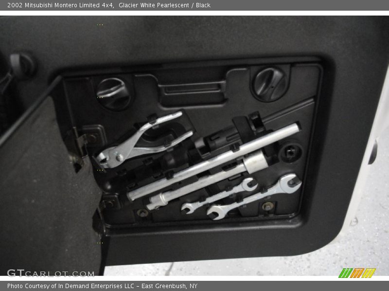 Tool Kit of 2002 Montero Limited 4x4