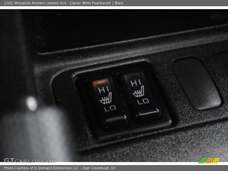 Controls of 2002 Montero Limited 4x4