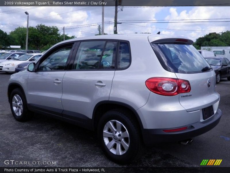 Reflex Silver Metallic / Clay Grey 2009 Volkswagen Tiguan S