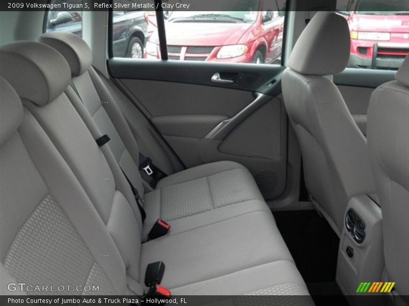 Reflex Silver Metallic / Clay Grey 2009 Volkswagen Tiguan S