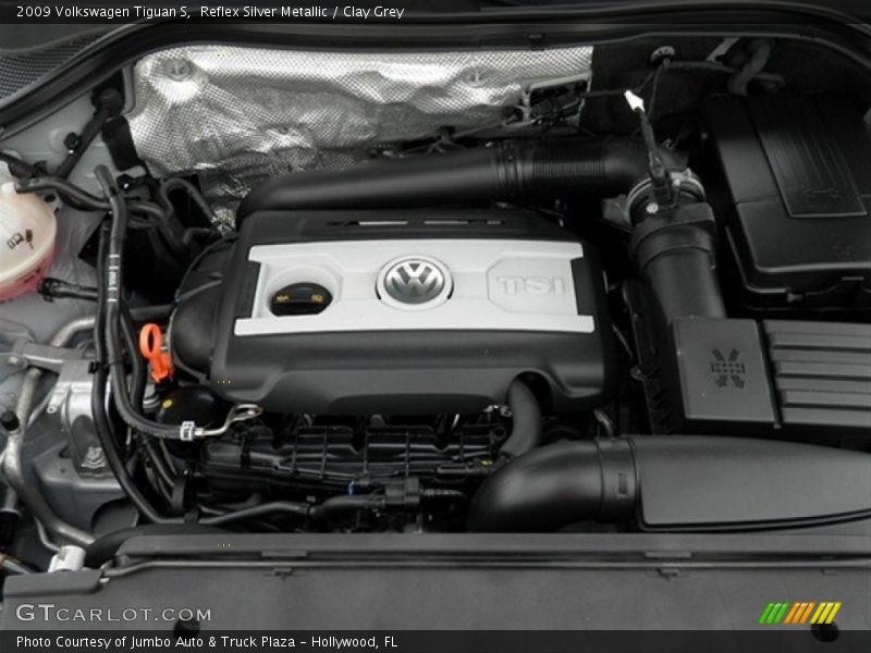 Reflex Silver Metallic / Clay Grey 2009 Volkswagen Tiguan S