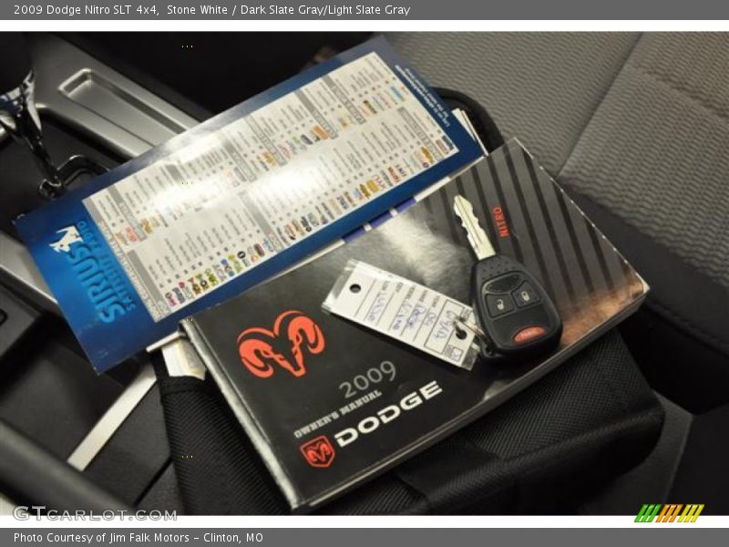Stone White / Dark Slate Gray/Light Slate Gray 2009 Dodge Nitro SLT 4x4
