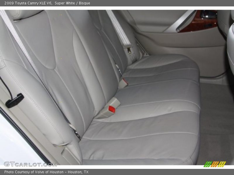 Super White / Bisque 2009 Toyota Camry XLE V6