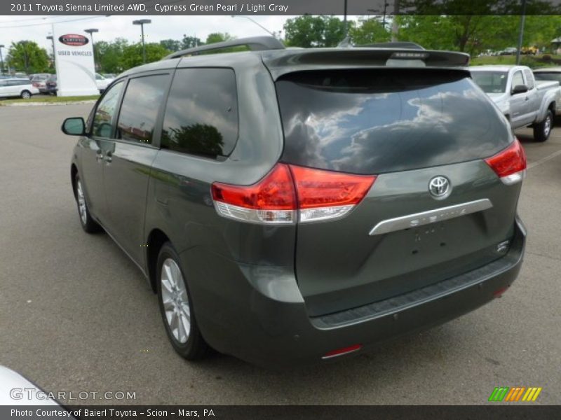 Cypress Green Pearl / Light Gray 2011 Toyota Sienna Limited AWD
