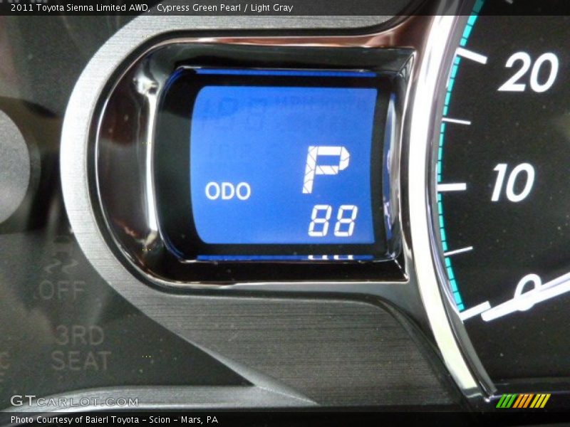 Cypress Green Pearl / Light Gray 2011 Toyota Sienna Limited AWD