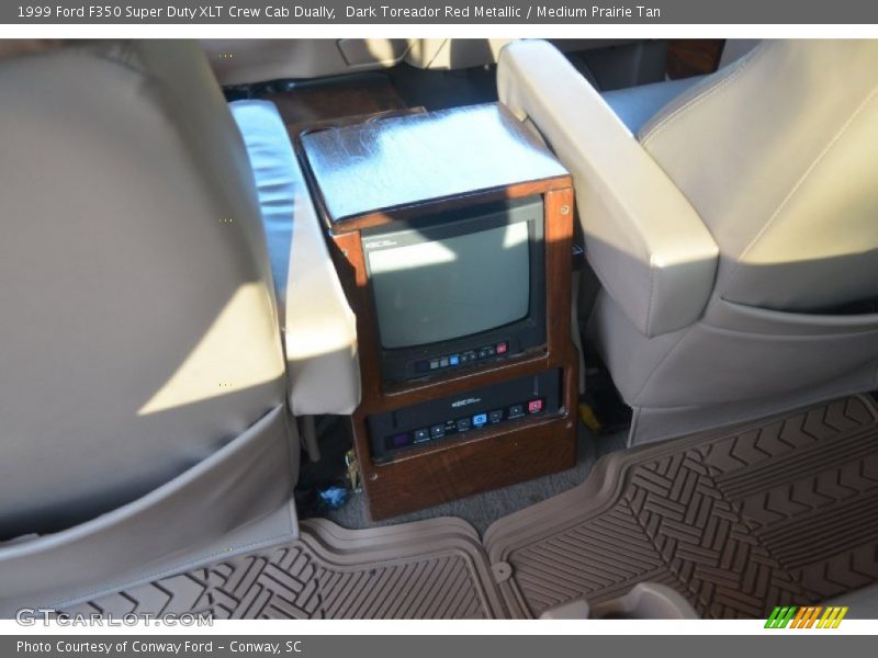 Dark Toreador Red Metallic / Medium Prairie Tan 1999 Ford F350 Super Duty XLT Crew Cab Dually