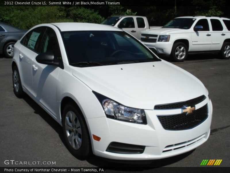 Summit White / Jet Black/Medium Titanium 2012 Chevrolet Cruze LS