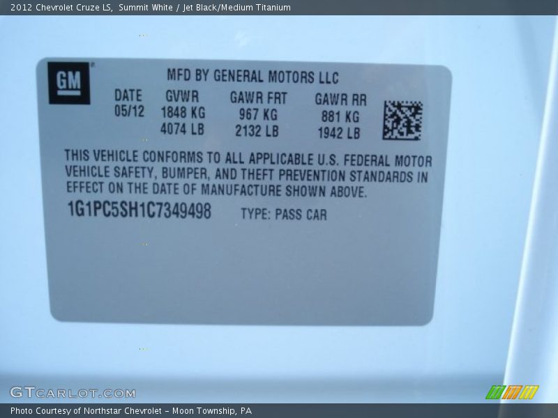 Summit White / Jet Black/Medium Titanium 2012 Chevrolet Cruze LS