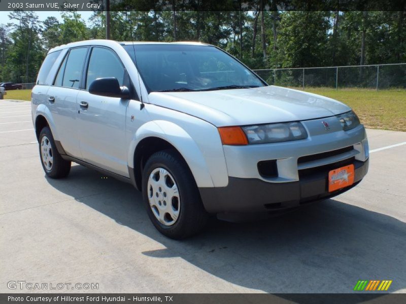 Silver / Gray 2003 Saturn VUE