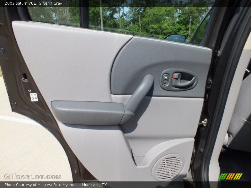 Silver / Gray 2003 Saturn VUE