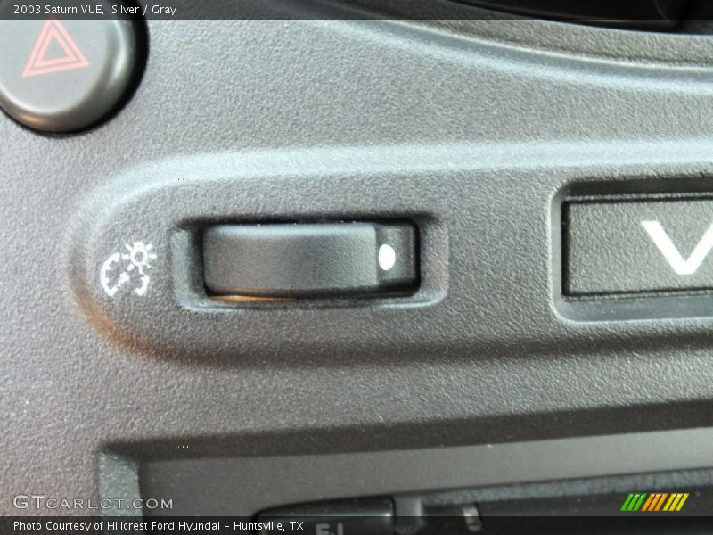 Silver / Gray 2003 Saturn VUE