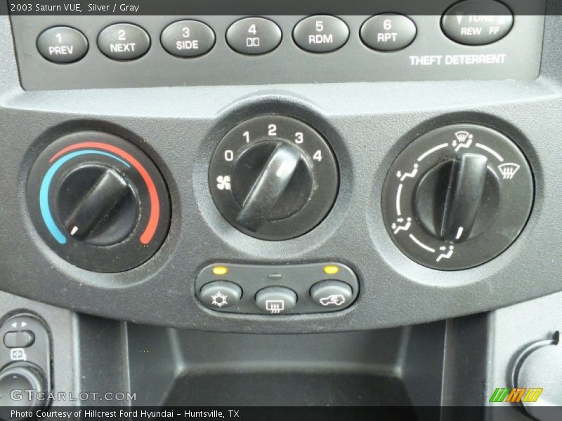 Silver / Gray 2003 Saturn VUE