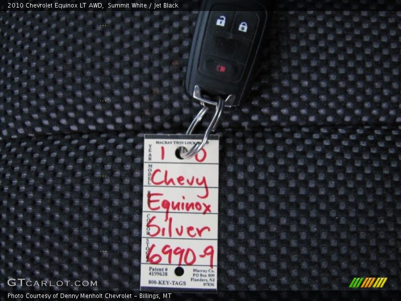 Summit White / Jet Black 2010 Chevrolet Equinox LT AWD