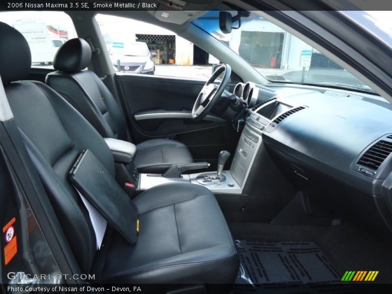 Smoke Metallic / Black 2006 Nissan Maxima 3.5 SE