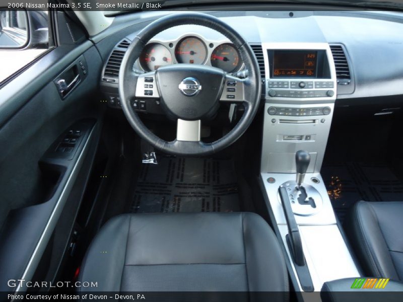 Smoke Metallic / Black 2006 Nissan Maxima 3.5 SE