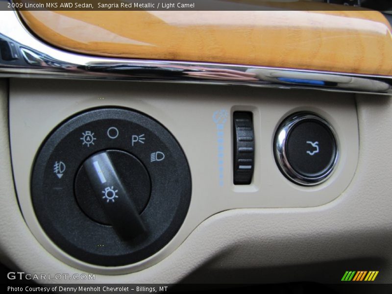 Controls of 2009 MKS AWD Sedan