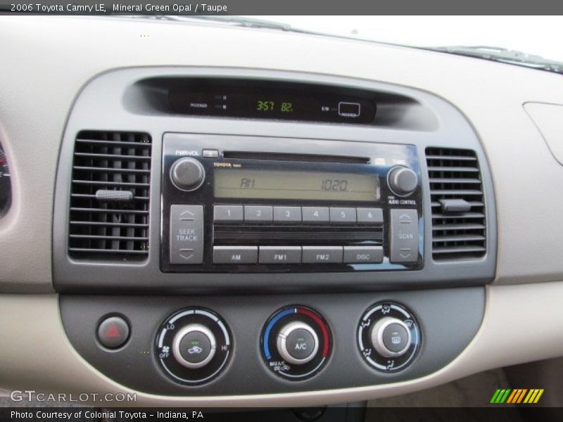 Controls of 2006 Camry LE