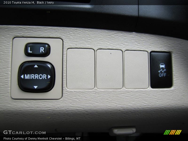 Black / Ivory 2010 Toyota Venza I4