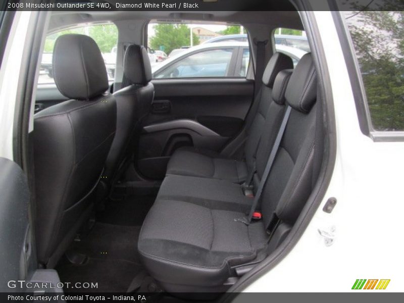 Diamond White Pearl / Black 2008 Mitsubishi Outlander SE 4WD