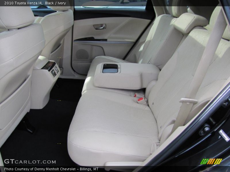 Black / Ivory 2010 Toyota Venza I4