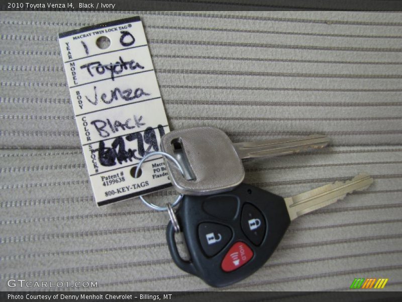 Black / Ivory 2010 Toyota Venza I4