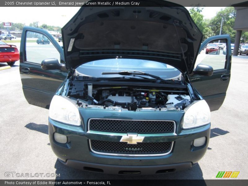 Emerald Jewel Green Metallic / Medium Gray 2005 Chevrolet Uplander LS