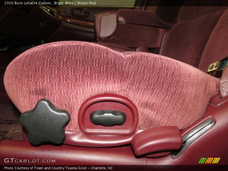 Bright White / Medici Red 2000 Buick LeSabre Custom