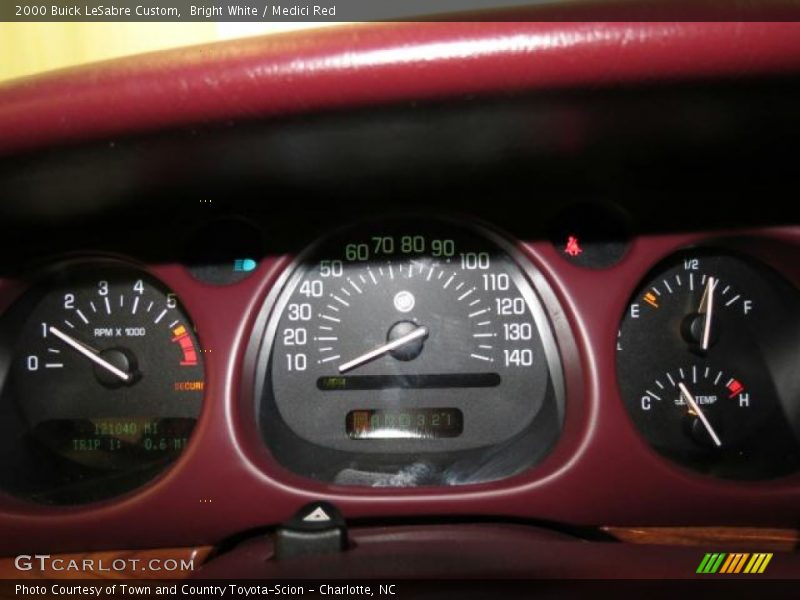 Bright White / Medici Red 2000 Buick LeSabre Custom