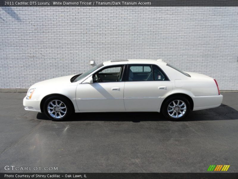 White Diamond Tricoat / Titanium/Dark Titanium Accents 2011 Cadillac DTS Luxury