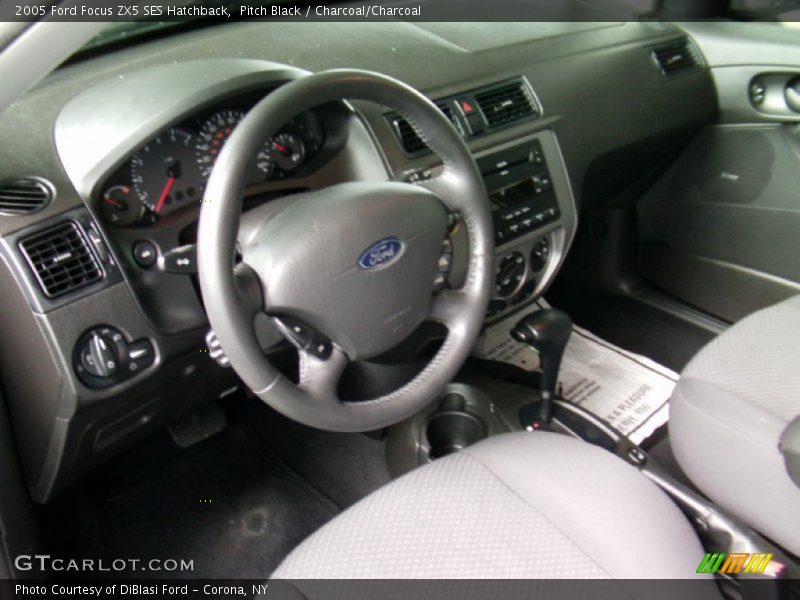 Charcoal/Charcoal Interior - 2005 Focus ZX5 SES Hatchback 