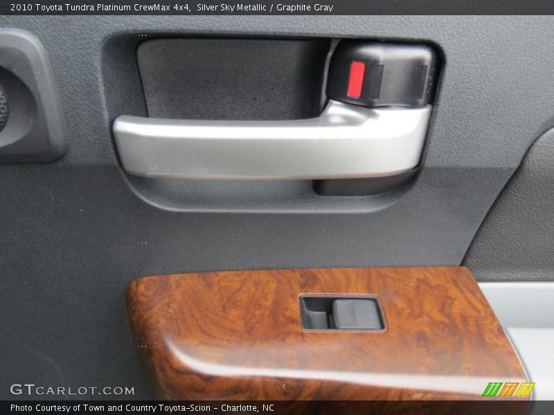 Silver Sky Metallic / Graphite Gray 2010 Toyota Tundra Platinum CrewMax 4x4