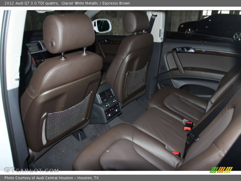 Rear Seat of 2012 Q7 3.0 TDI quattro