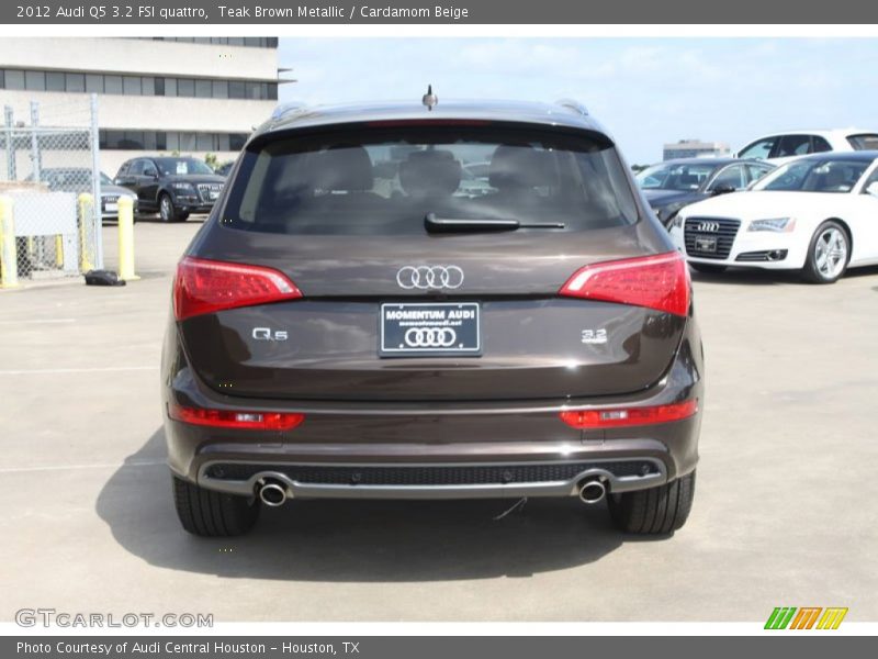 Teak Brown Metallic / Cardamom Beige 2012 Audi Q5 3.2 FSI quattro