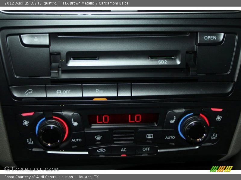 Teak Brown Metallic / Cardamom Beige 2012 Audi Q5 3.2 FSI quattro