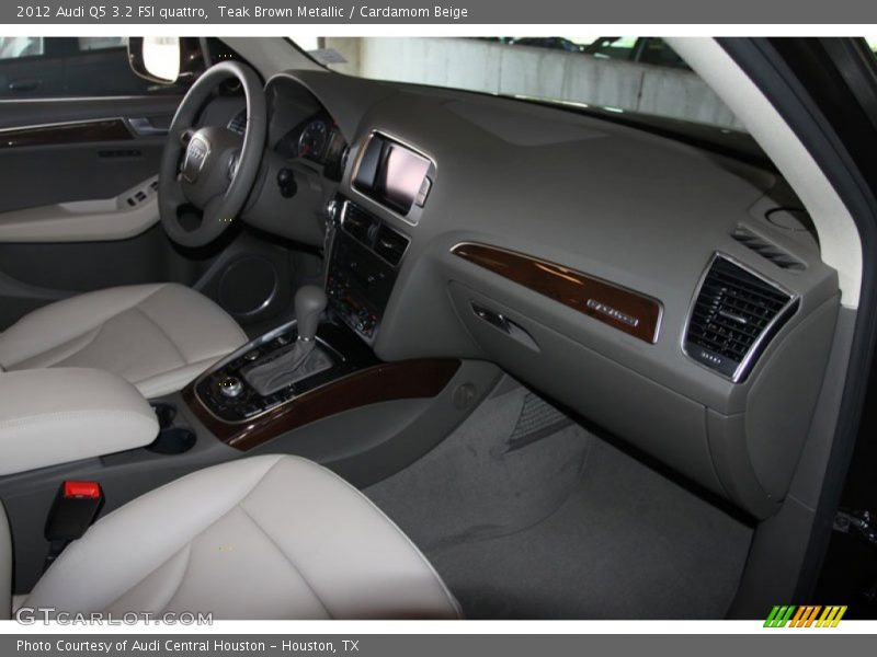 Teak Brown Metallic / Cardamom Beige 2012 Audi Q5 3.2 FSI quattro