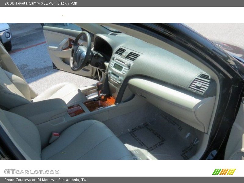 Black / Ash 2008 Toyota Camry XLE V6