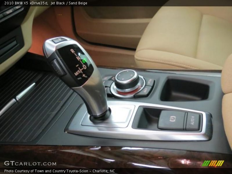 Jet Black / Sand Beige 2010 BMW X5 xDrive35d