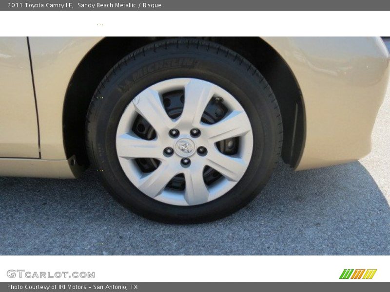 Sandy Beach Metallic / Bisque 2011 Toyota Camry LE