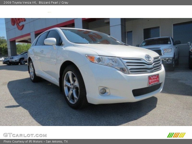 Blizzard Pearl / Gray 2009 Toyota Venza V6