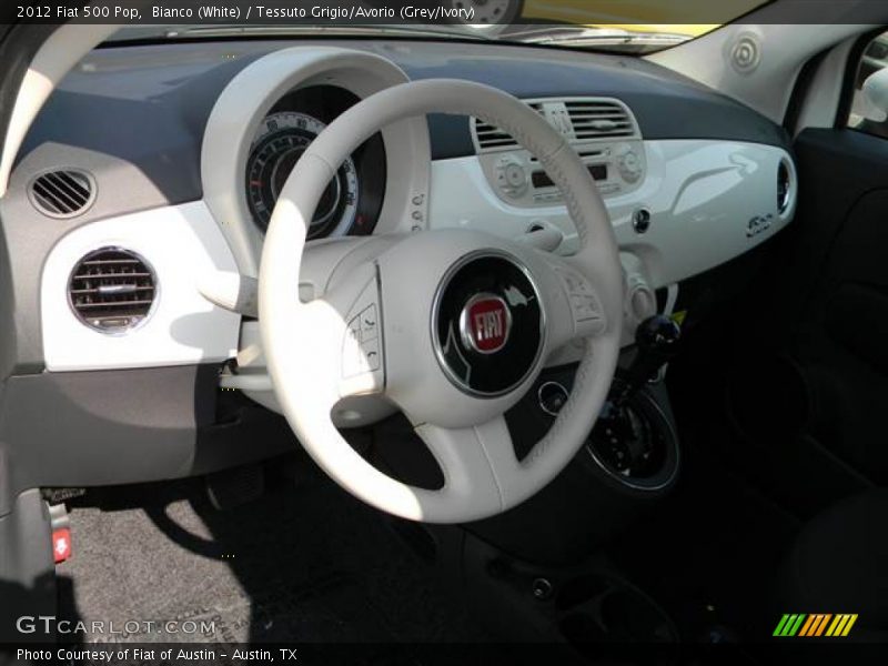 Bianco (White) / Tessuto Grigio/Avorio (Grey/Ivory) 2012 Fiat 500 Pop